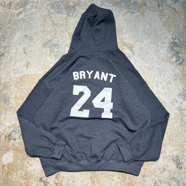#4023 古着 GILDAN/ギルダン/ Print Pullover Parker/プリントパーカー/Kobe・Bryant/コービー・ブライアント/NBA/Lakers/レイカーズ/MAMBA magic / サイズ2XL