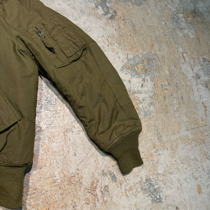 Used clothing 80's U.S.ARMY / CVC Normex Cold Weather Jacket / Flight Jacket / US Army / Size Medium-Regular