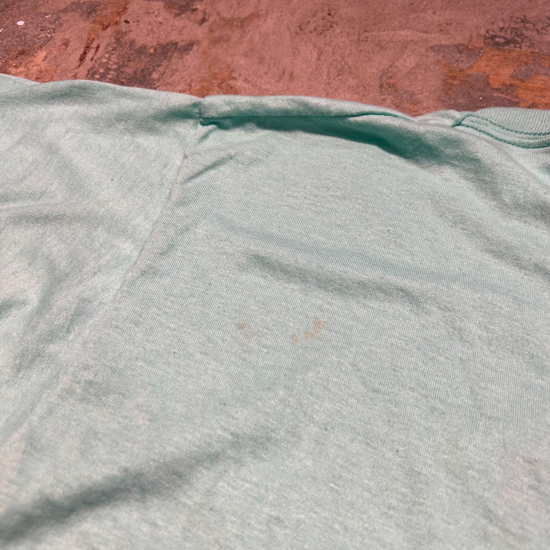 Used clothing Made in USA 80's Schoolies Stars/Duck/Paradise Escape to Lake Whitewater/Print T-shirt/Size M