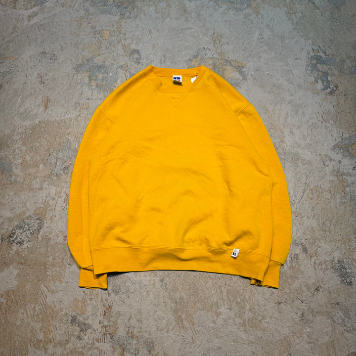 Used clothing Made in USA 90's RUSSELL ATHLETIC/ Russell Athletic/ Blank Crew Neck Sweatshirt/ Size L