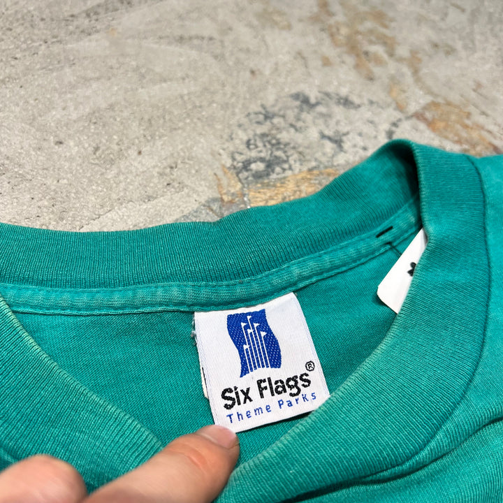 古着 USA製 96's ワーナーブラザーズ / タズマニアンデビル / SIX FLAGS / ヴィンテージ シングルステッチ プリントTシャツ/サイズXL