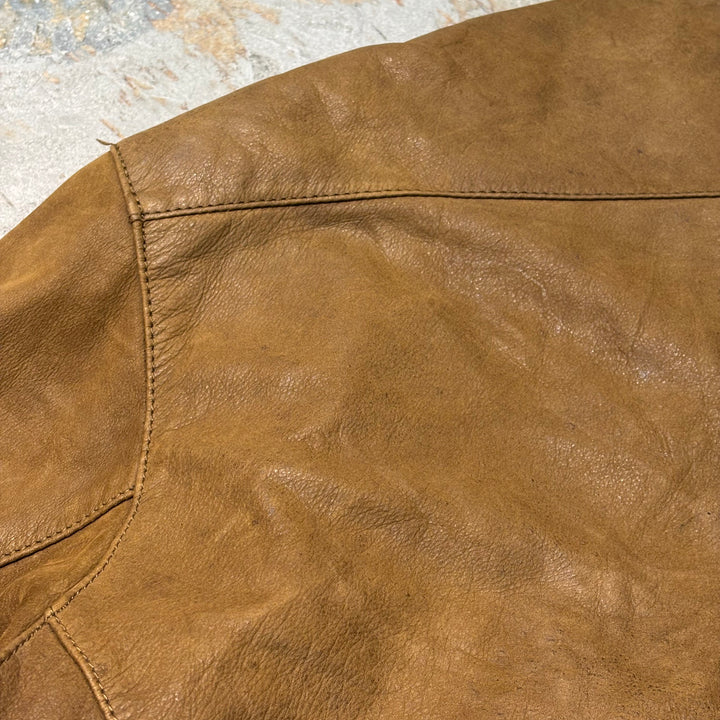 중고 의류 St.John'Sbay/ St. John 's Bay/ Zip-Up Leather Jacket/ Size M-L에 해당합니다.