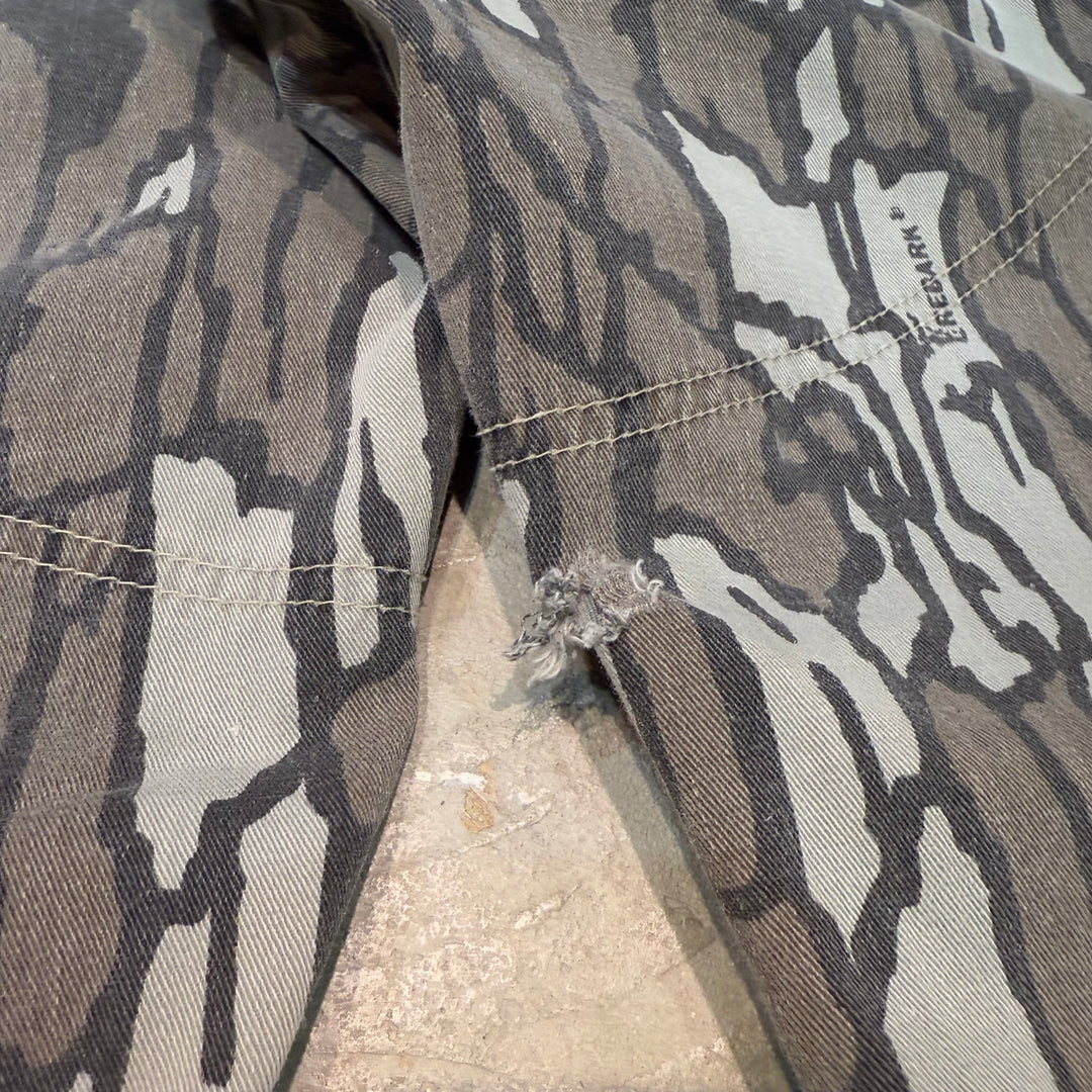 Used clothing 80's CARHARTT/ Carhartt/ Trevork Camo Pants/ Size W33 x L29