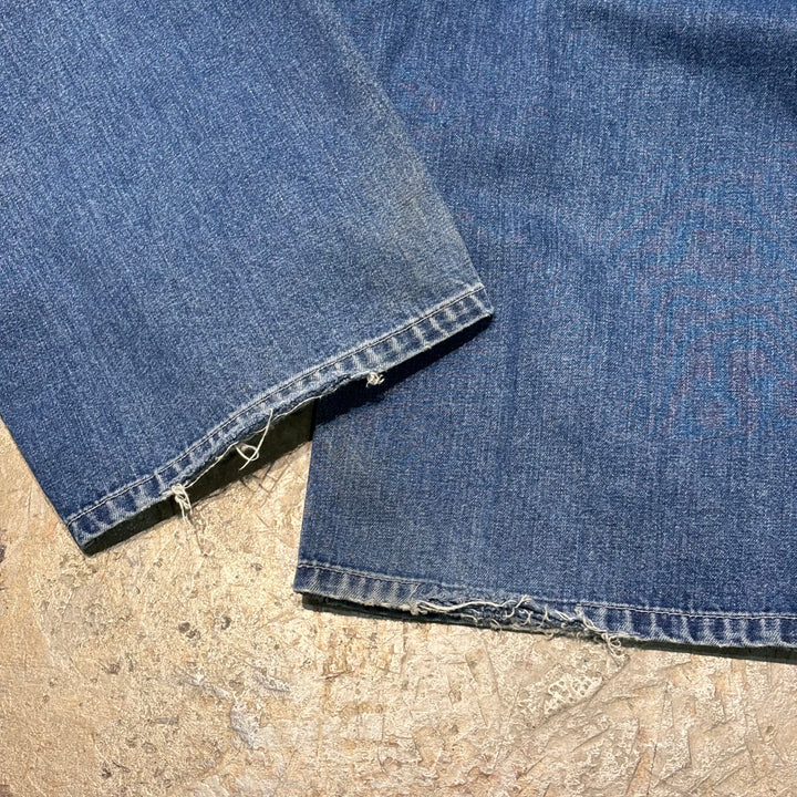 Used clothing Carhartt/ Denim painter pants/ Actual size 34 x 29