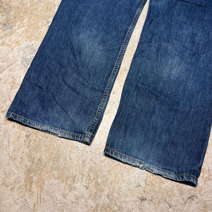 二手衣服Levi的/Levi/牛仔褲/牛仔褲/569/實際尺寸35 x 31