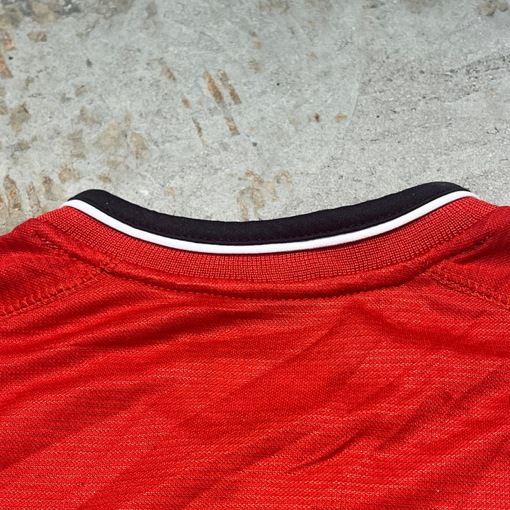 #4241/MANCHESTER UNITED/マンチェスター ユナイテッド/UMBRO/アンブロ/Football/フットボール Tee/オールド・トラッフォード/サイズS相当