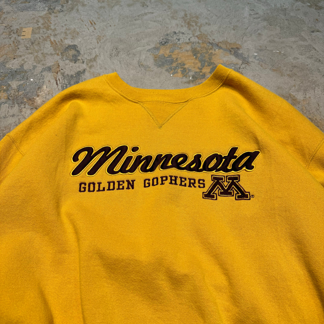 Used clothing 90's RUSSELL ATHLETIC/Russell Athletic/Minnesota/Golden Gopher/Embroidered logo/Crew neck sweatshirt/Size L
