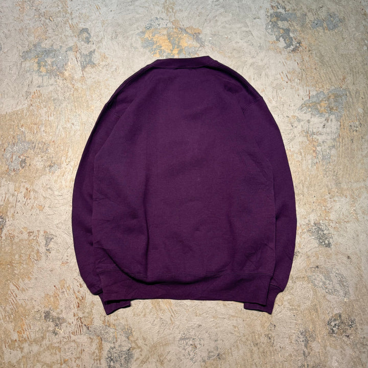 미국 80 년대에서 만든 중고 의류 ~ Russell Athletic/ Russell Athletic/ Blank Crew Neck Sweatshirt/ Plain/ Front V Gusset/ Size M