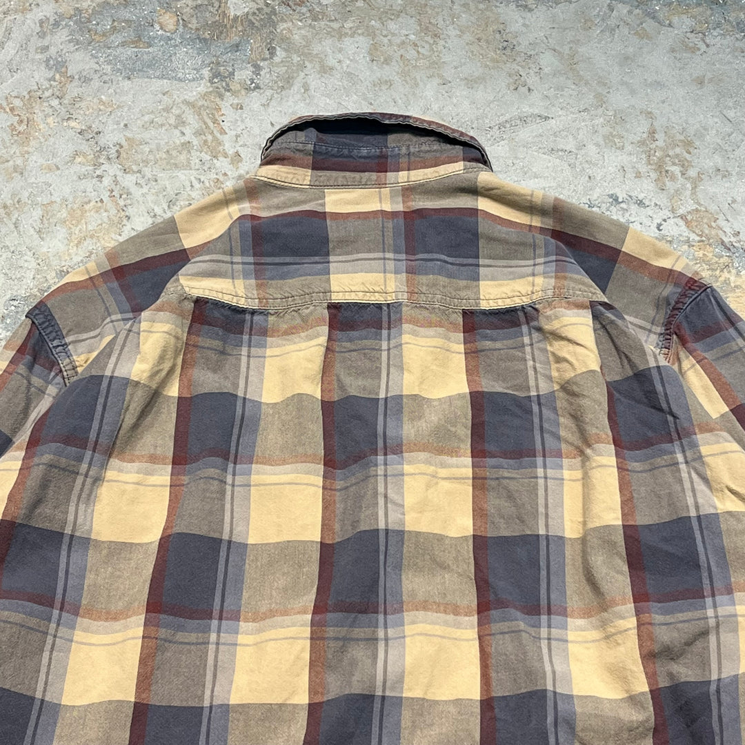#4366 Used clothing Carhartt/Long Sleeve Button Down Shirt/Long Sleeve Button Down Shirt/Checked Plaid/Size L