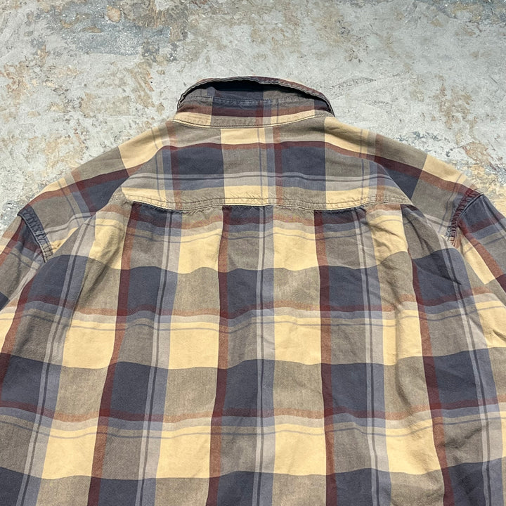 #4366 Used clothing Carhartt/Long Sleeve Button Down Shirt/Long Sleeve Button Down Shirt/Checked Plaid/Size L