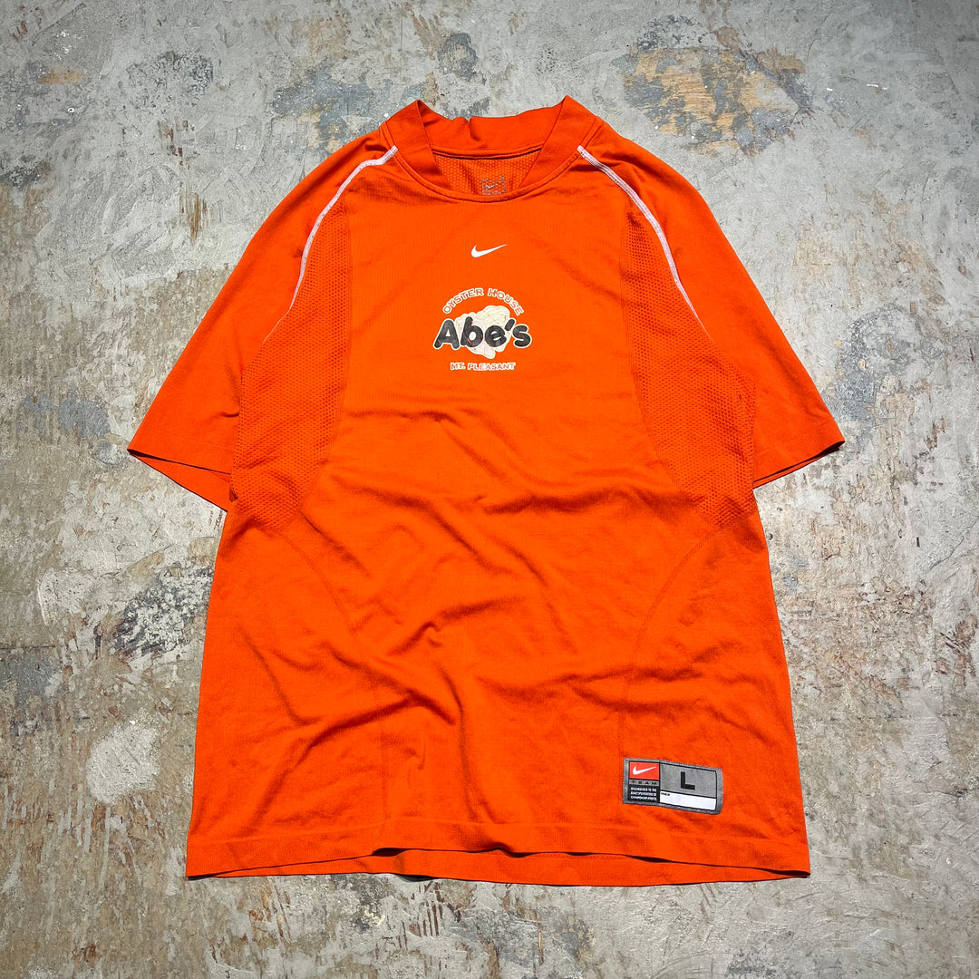 #4470 Second-hand clothing Nike/Nike/Uniform/Oyster House/Size L Ko