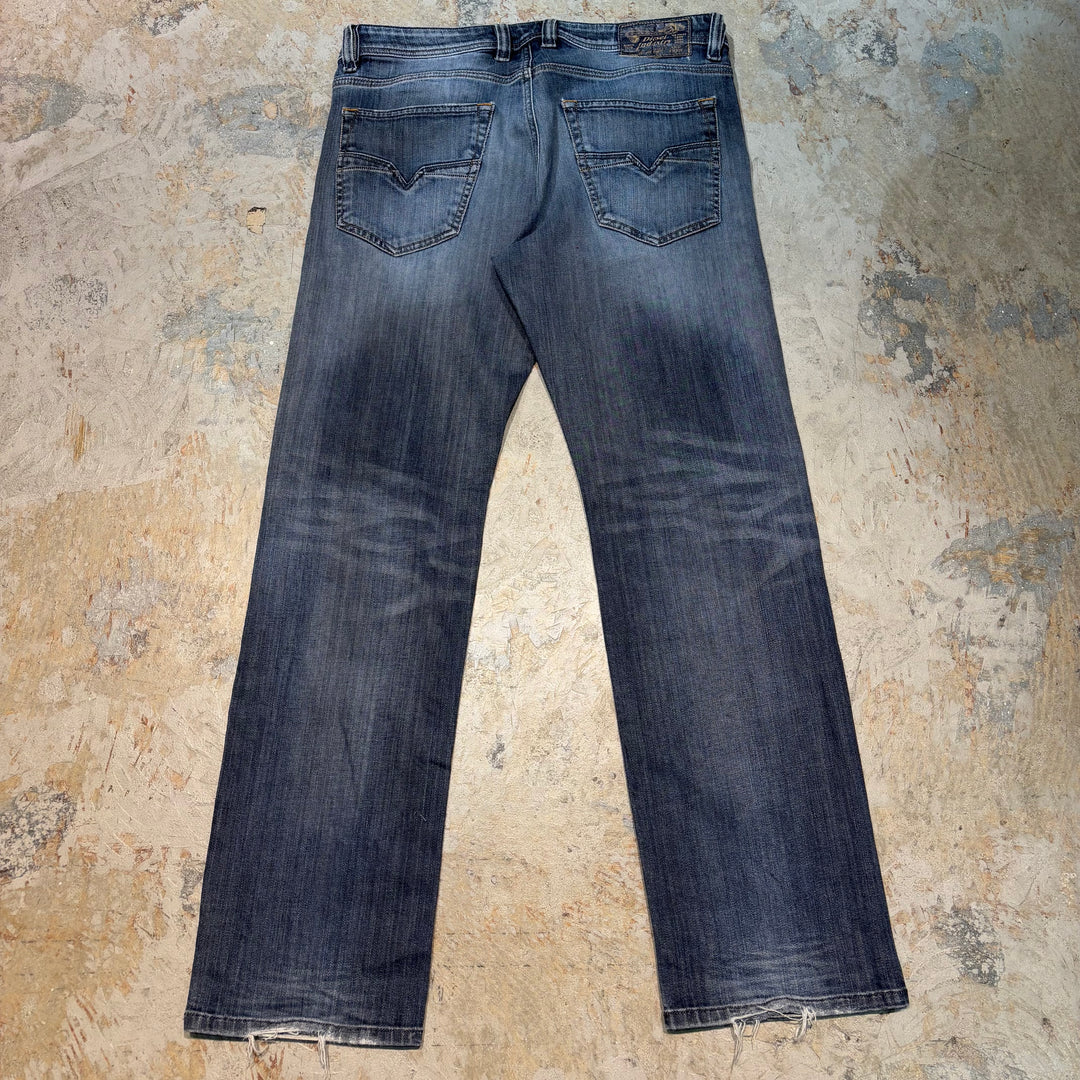 Used clothing DIESEL/Diesel/Denim pants/Actual size 35 x 31