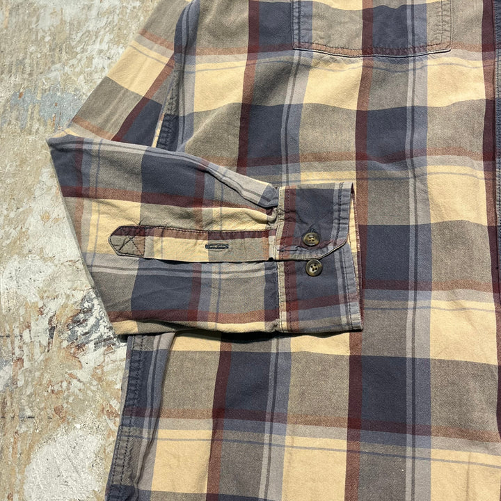 #4366 Used clothing Carhartt/Long Sleeve Button Down Shirt/Long Sleeve Button Down Shirt/Checked Plaid/Size L