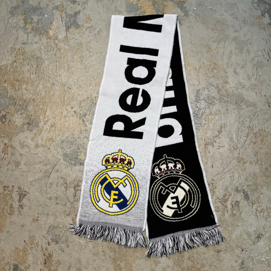 Used clothing soccer scarf / REAL MADRID CF / Real Madrid / Spanish League