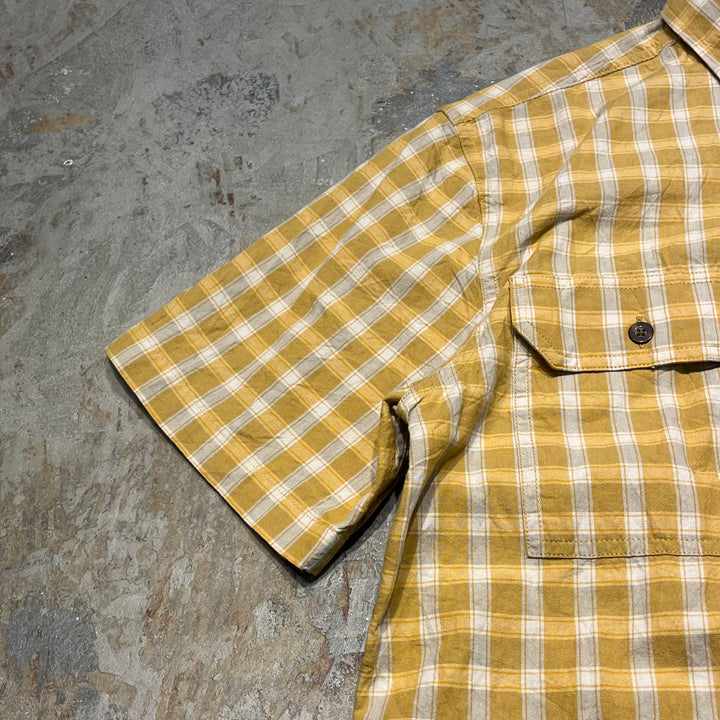 #4363 Used clothing Carhartt/Short Sleeve Button Down Shirt/Check/Size M