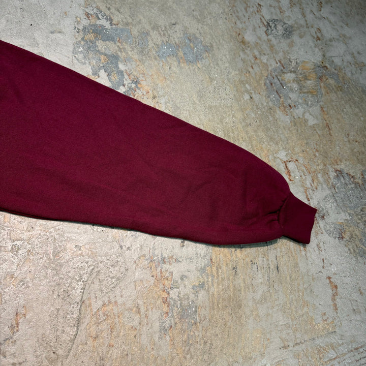 Used clothing Made in USA 90's RUSSELL ATHLETIC/ Russell Athletic/ Blank Crew Neck Sweatshirt/ Size L