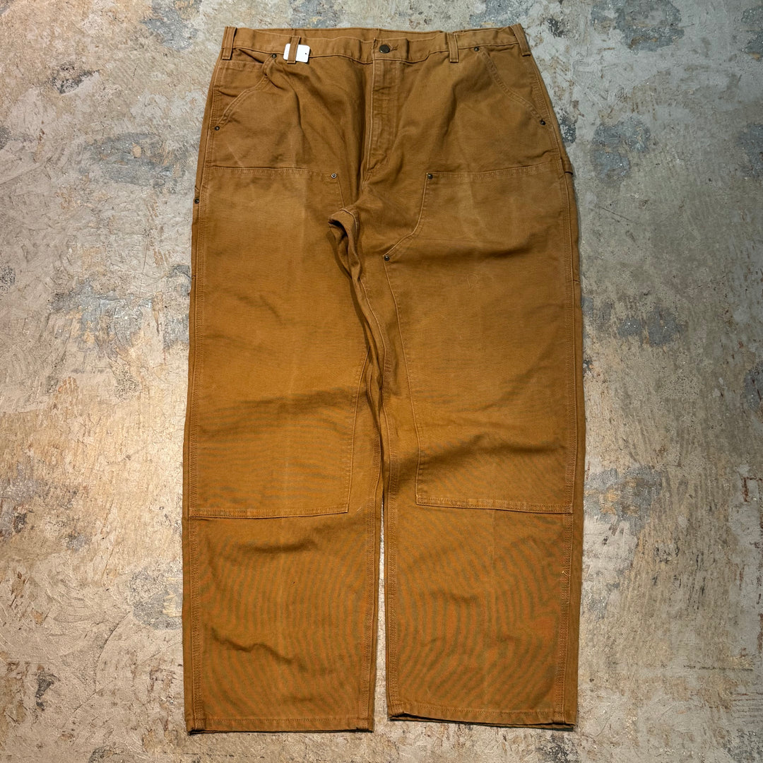 Used clothing Carhartt/ Double Knee Painter Pants/ Actual size 39 x 32
