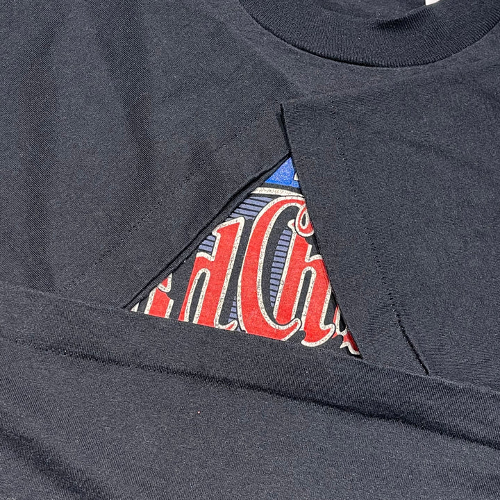 중고 의류 80 년대 미국 제작 세일럼 / NBA 디트로이트 피스톤 1989 세계 챔피언 / vs 나쁜 소년 / 농구 / 빈티지 싱글 스티치 프린트 티셔츠 / 크기 L