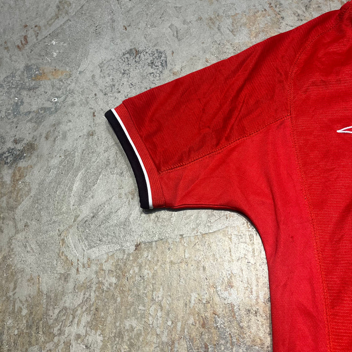 #4241/MANCHESTER UNITED/マンチェスター ユナイテッド/UMBRO/アンブロ/Football/フットボール Tee/オールド・トラッフォード/サイズS相当