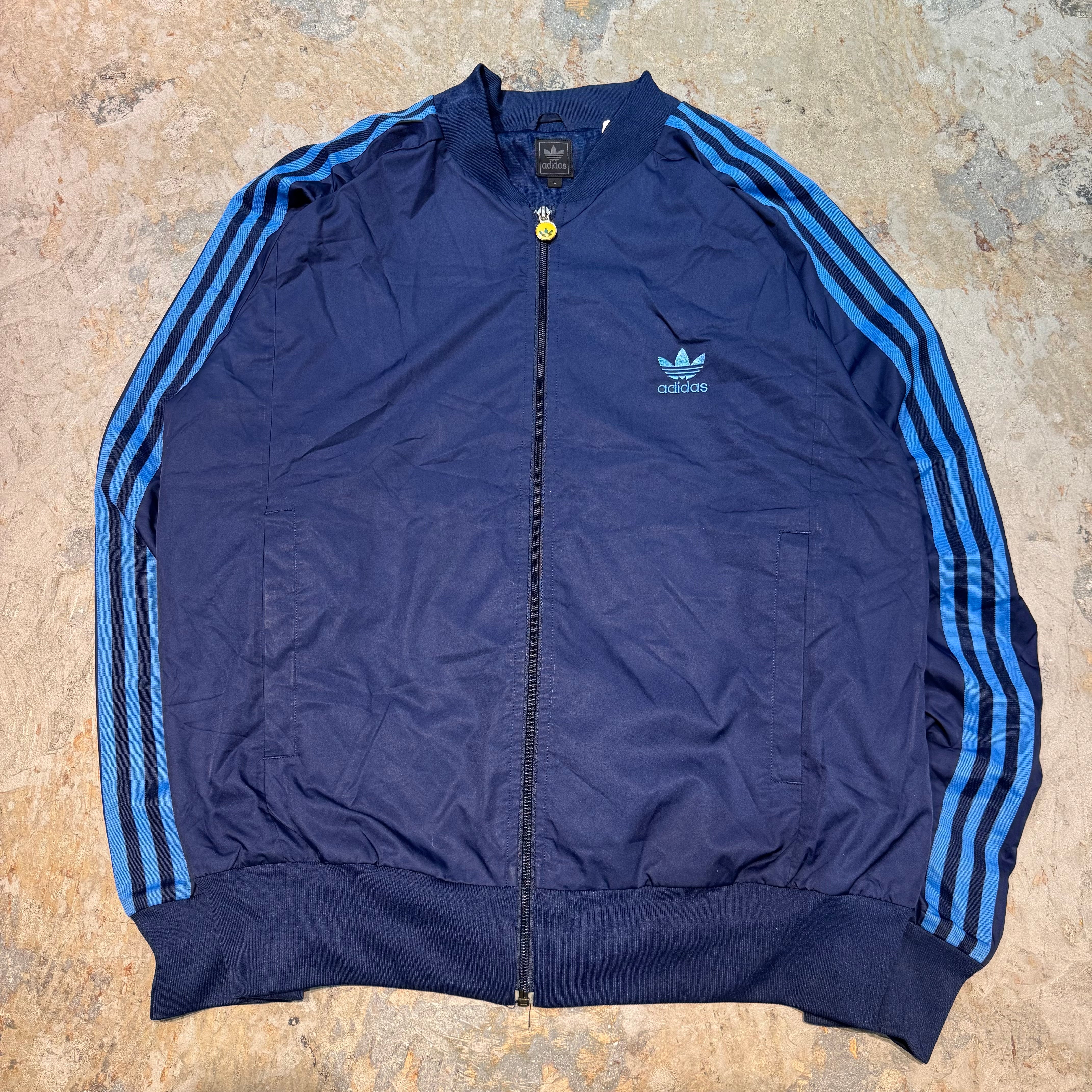 【ビッグサイズ‼️】adidasファイヤーバードトラックジャケット ベージュ 古着 アディカラー クラシックス ファイヤーバード トラックトップ