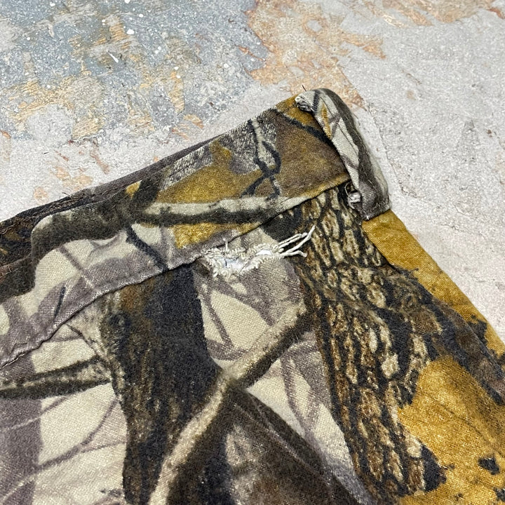 #4649 Used clothing 90's Woolrich/Realtree camouflage cargo pants/Realtree camouflage cargo pants/Size 40 (equivalent to XL)