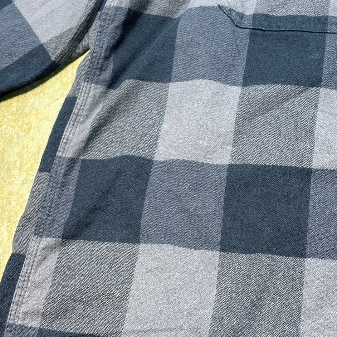 Used clothing carhartt/Carhartt/Button-down long sleeve shirt/Checked pattern/Size L