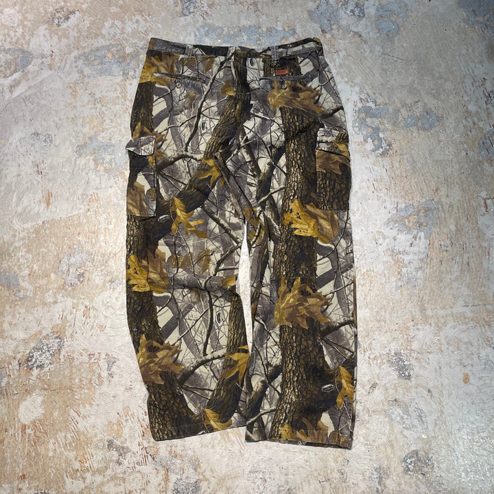 #4649 Used clothing 90's Woolrich/Realtree camouflage cargo pants/Realtree camouflage cargo pants/Size 40 (equivalent to XL)