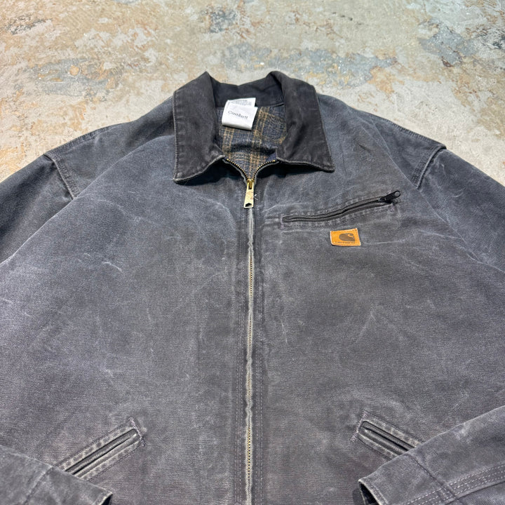 Used clothing carhartt/ Carhartt/ Detroit jacket/ Duck fabric/ Blanket lining/ Checkered pattern/ Size 2XL