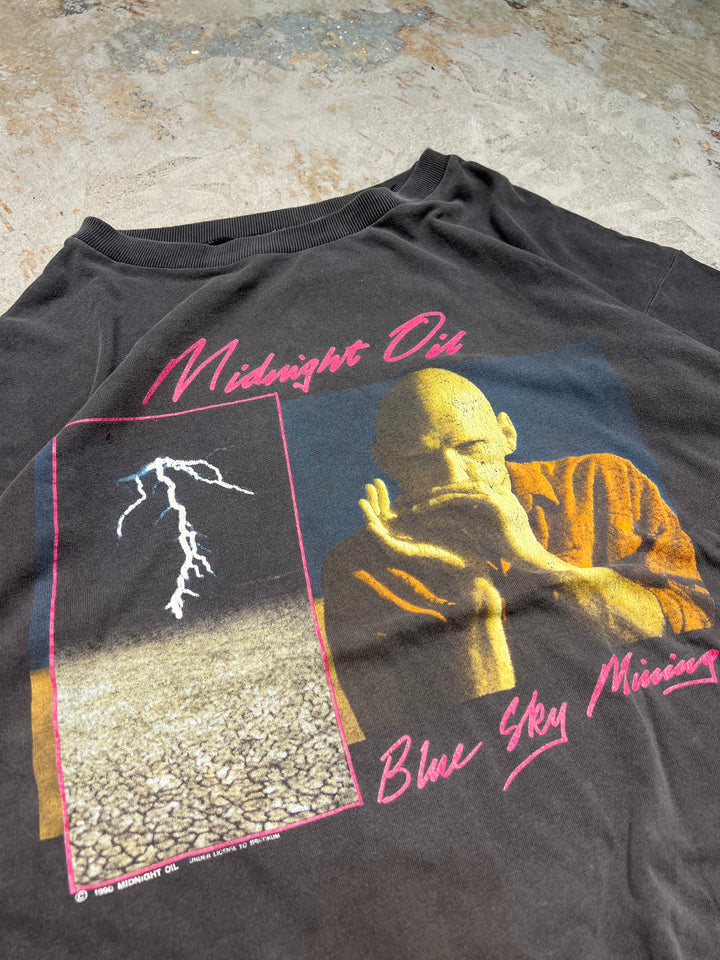 #MA141 古着 USA製 90's ミッドナイト・オイル / Blue Sky Mining / オーストラリア&ニュージーランド ツアー / ヴィンテージ シングルステッチ バンドTシャツ/サイズXL相当