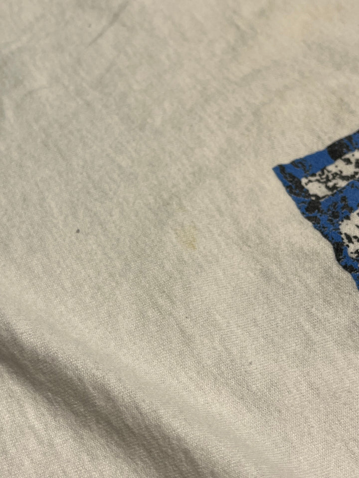 #MA124在美國90年代在美國90年代製造的二手服裝,在街區/樂隊/復古單針T卹/尺寸M