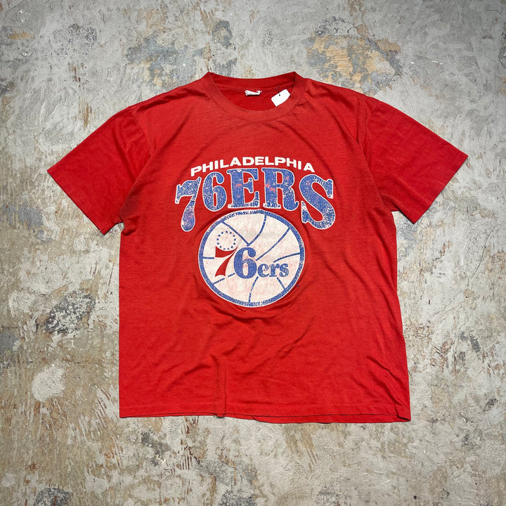 在美國製造的複古服裝〜NBA /費城七十六人 /復古單針打印T卹 /尺寸L