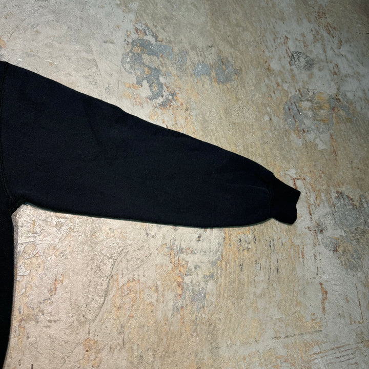 Used clothing Made in USA 90's RUSSELL ATHLETIC/ Russell Athletic/ Blank Crew Neck Sweatshirt/ Size S