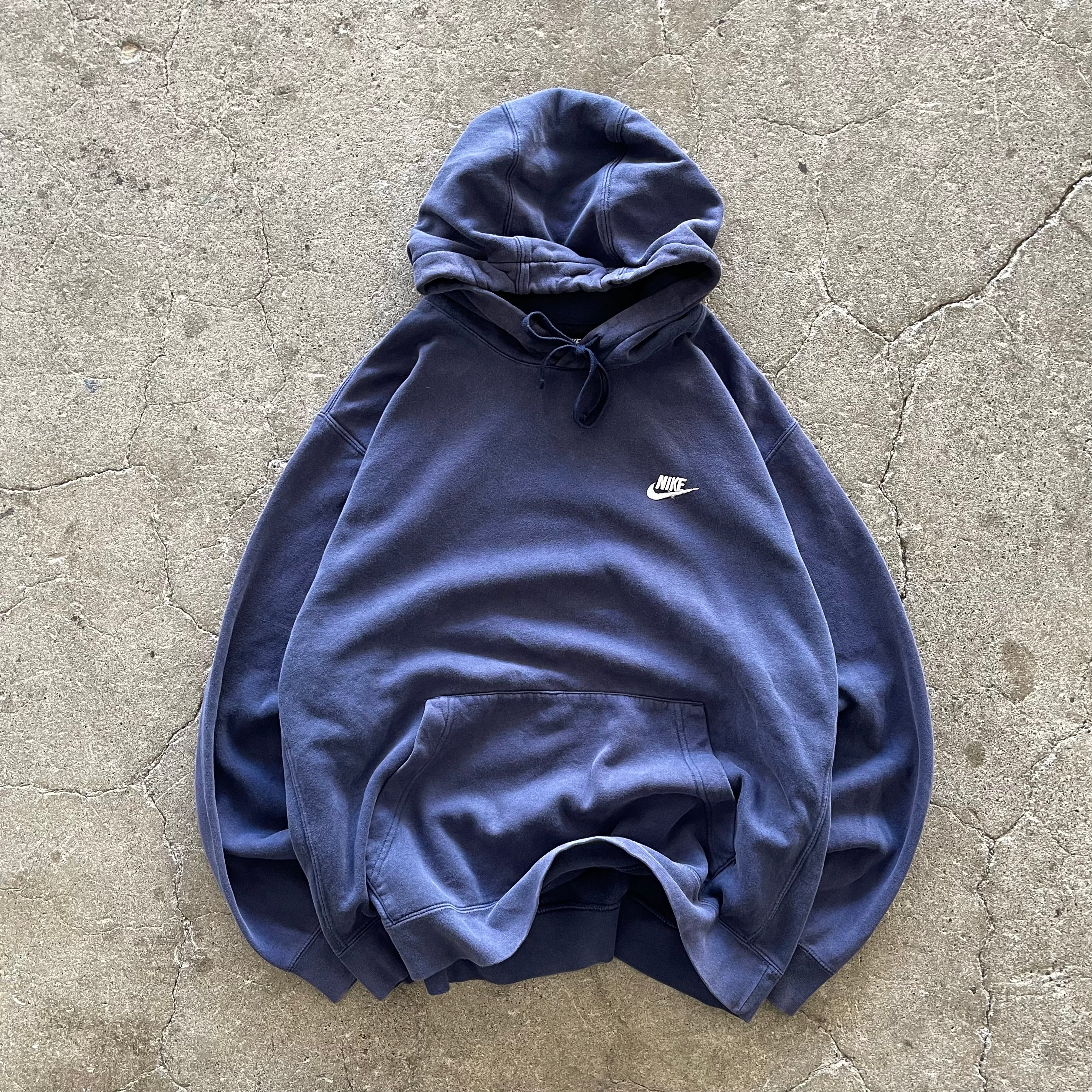 NIKEのパーカー　レディース　M相当 ウォッシュ加工 NIKE（ナイキ） レディース W PHNXFLC CRP HNLY HDY スウェット