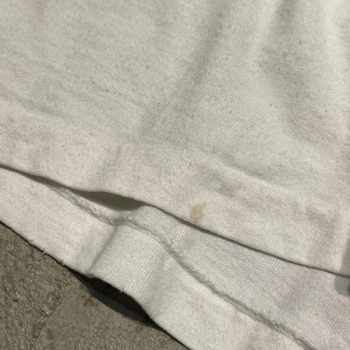 중고 의류 94의 미국은 모든 스포츠를 만들었습니다. / 빈티지 싱글 스티치 프린트 티셔츠 / 크기 XXL