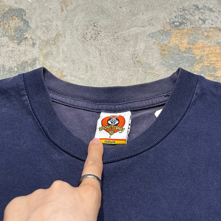 二手服裝:Looney Tunes/Warner Bros./tweety/sylvester/print T卹/尺寸L