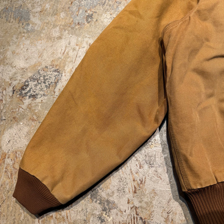 古着 USA製 97's Carhartt/ カーハート/ アクティブジャケット/ ダック地/ 裏地キルティング/ 企業ロゴ/ サイズXL