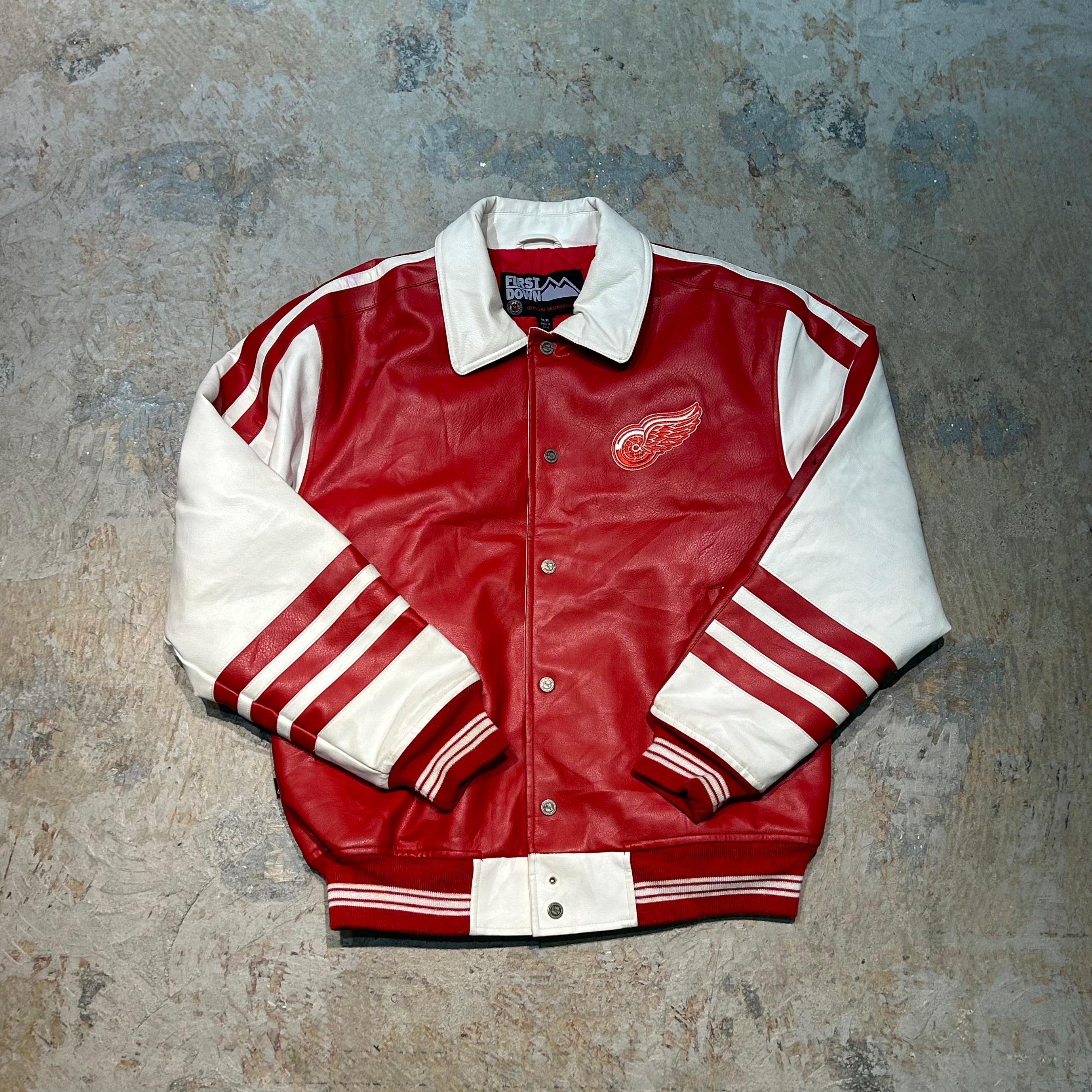 B5D8A61F-106C-4F4E-A3CA-