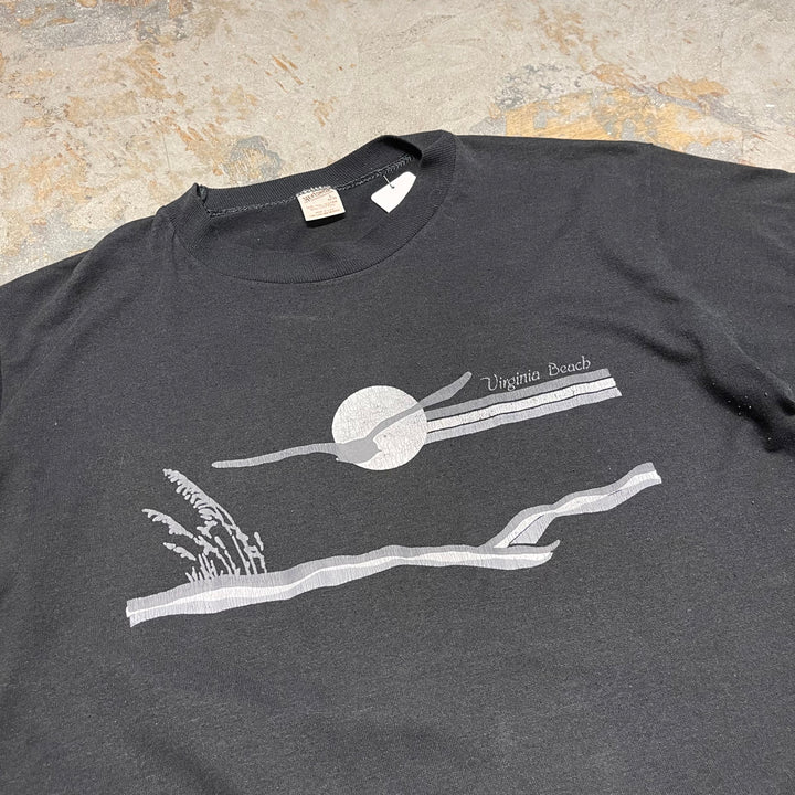 古着 USA製 90's USAVINTAGE / バージニア・ビーチ / アメリカ合衆国バージニア州 / ヴィンテージ シングルステッチ プリントTシャツ/サイズL