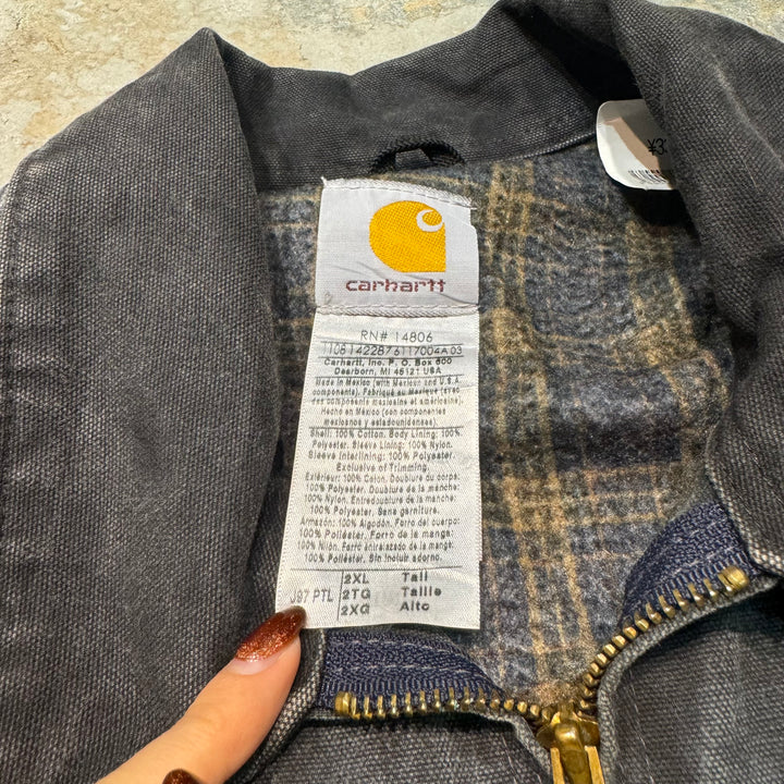 Used clothing carhartt/ Carhartt/ Detroit jacket/ Duck fabric/ Blanket lining/ Checkered pattern/ Size 2XL