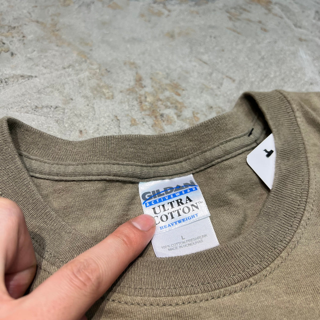 Vintage Gildan/Corvette Event/Muscle Car/American Classic/Print T-shirt/Size L