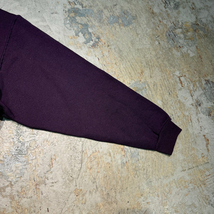 Used clothing RUSSELL ATHLETIC/ Russell Athletic/ Blank crew neck sweatshirt/Size XL