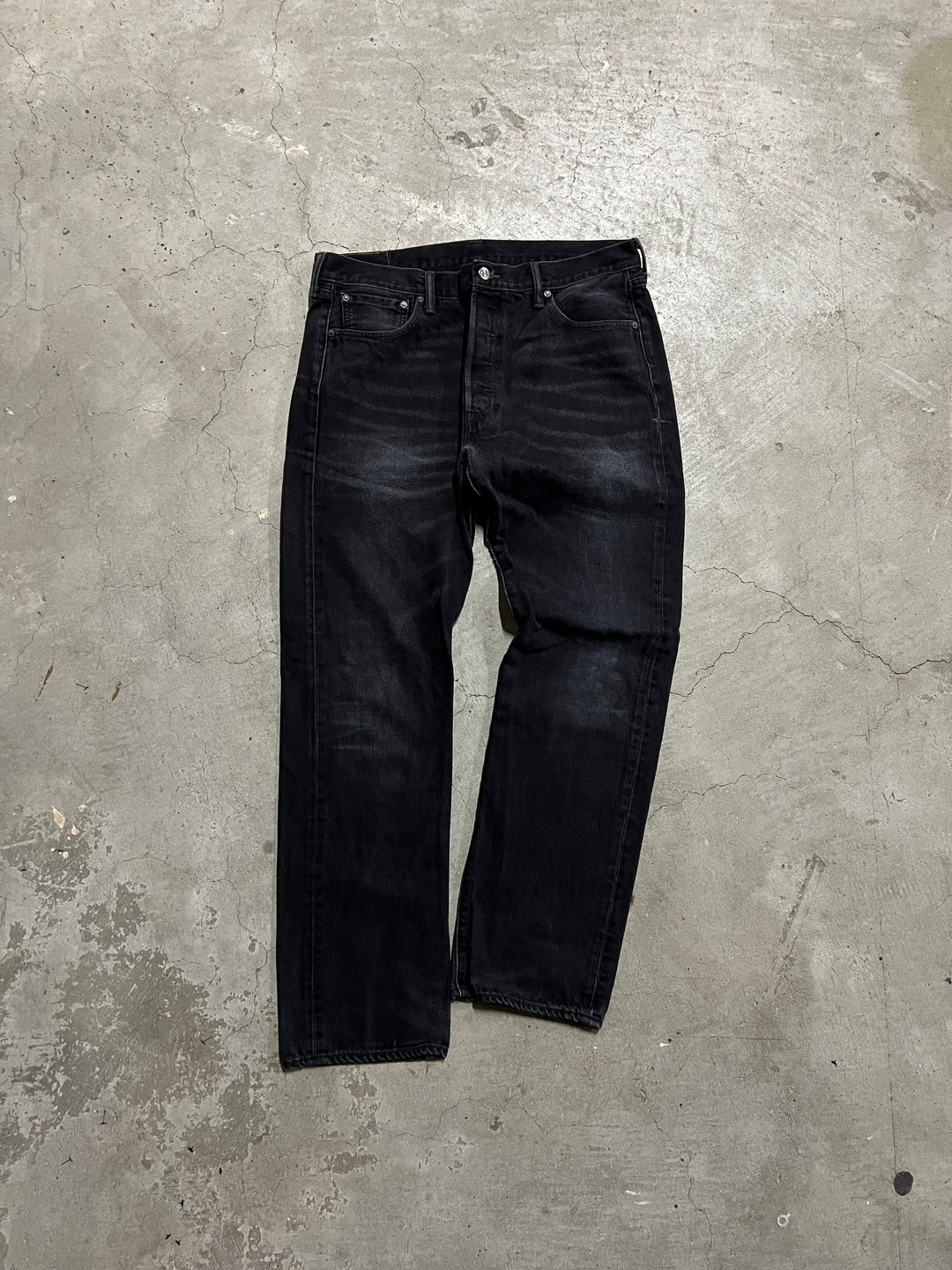 #MA23 Used clothing Levi's/Levi's/Black Denim Pants/501/Actual size 36 x 32