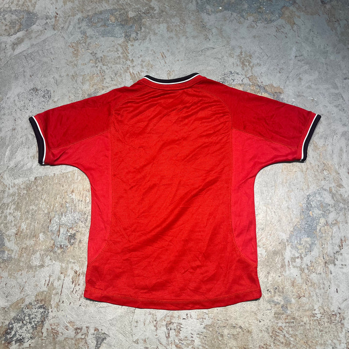 #4241/MANCHESTER UNITED/マンチェスター ユナイテッド/UMBRO/アンブロ/Football/フットボール Tee/オールド・トラッフォード/サイズS相当