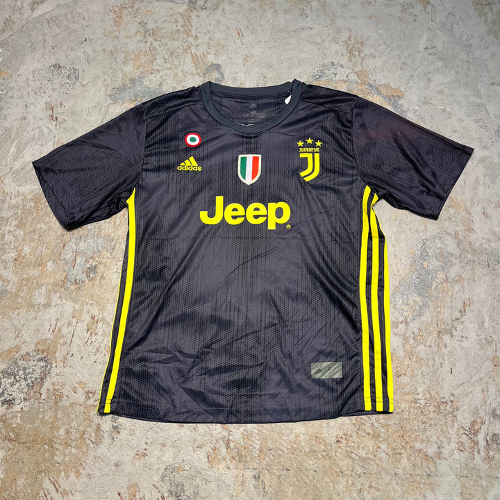 #4240 JUVENTUS/ユヴェントスFC/adidas/アディダス/Football/フットボール Tee/イタリア トリノ/RONALDOサイズXL相当