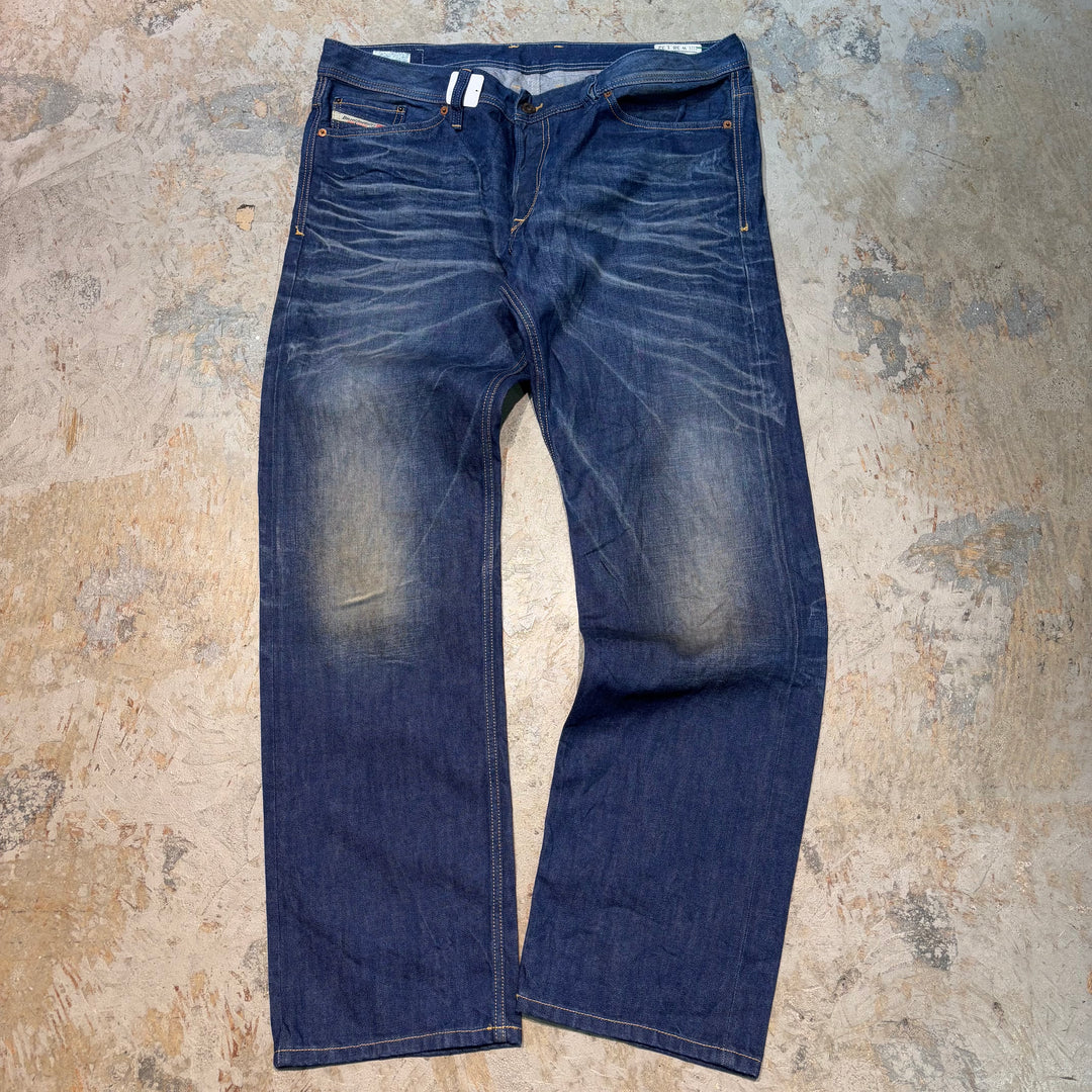 Used clothing DIESEL/Diesel/Denim pants/Actual size 38×33