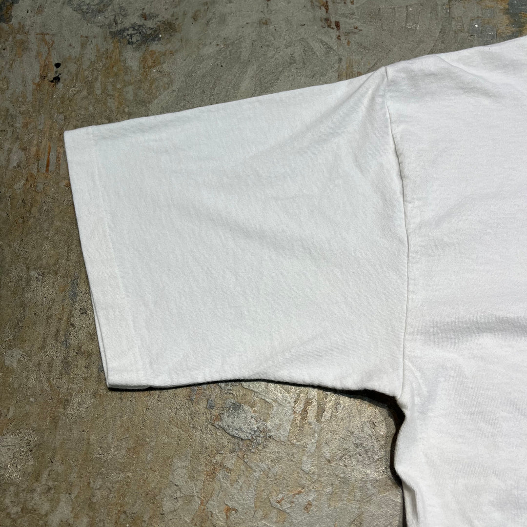 #4659 Used clothing unknown/short sleeve print t-shirt tee/short sleeve print t-shirt/single stitch/made in USA/car print/size XL