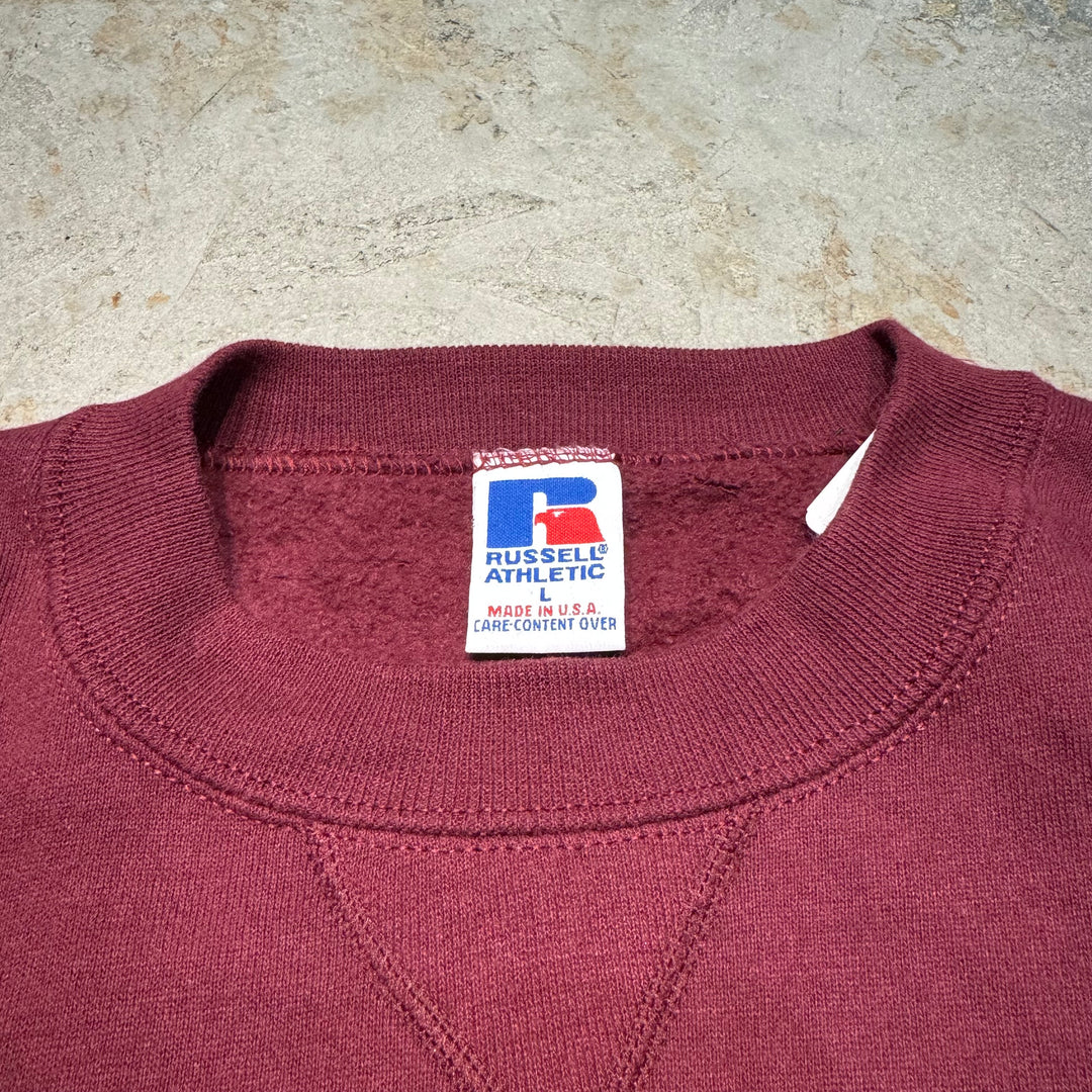 Used clothing Made in USA 90's RUSSELL ATHLETIC/ Russell Athletic/ Blank Crew Neck Sweatshirt/ Size L