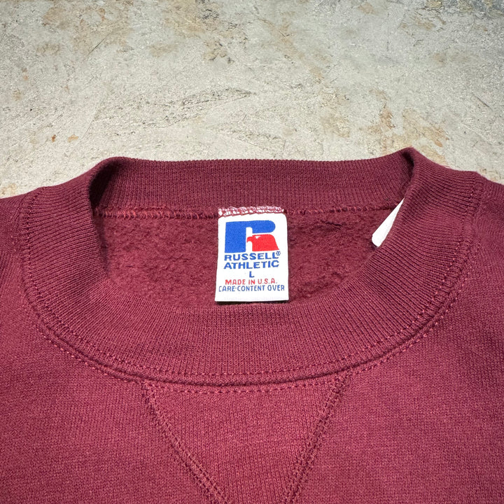 Used clothing Made in USA 90's RUSSELL ATHLETIC/ Russell Athletic/ Blank Crew Neck Sweatshirt/ Size L