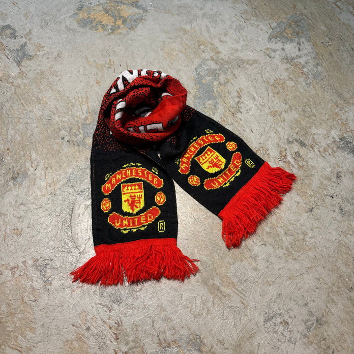 Used clothing soccer scarf / MANCHESTER UNITED FC / Manchester United / Premier League