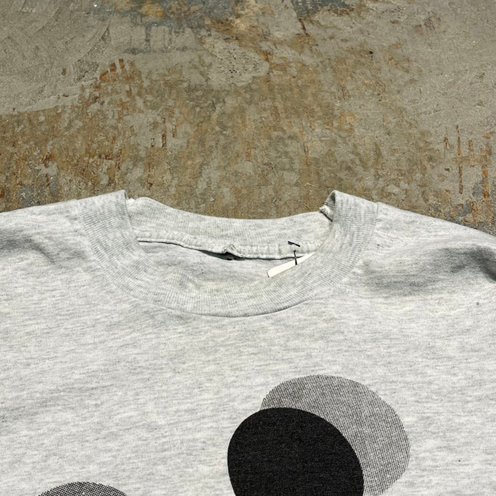 #4679 古着 90s ディズニー ミッキー/ヴィンテージ シングルステッチ Tシャツ/サイズXL相当